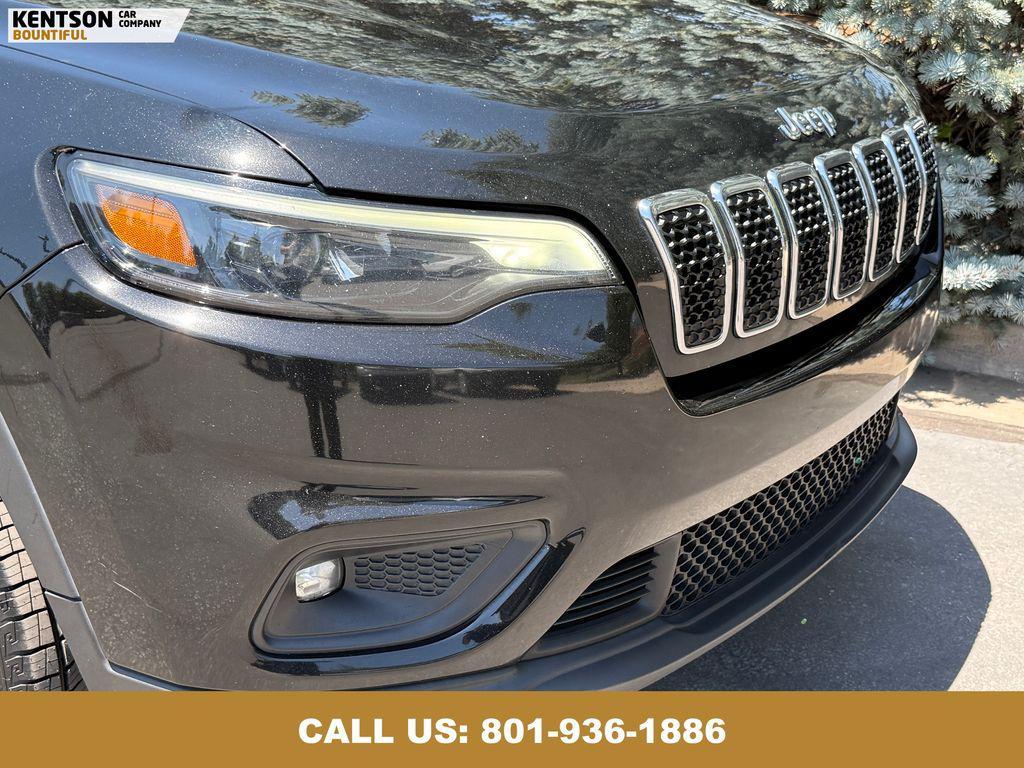 used 2019 Jeep Cherokee car, priced at $11,950