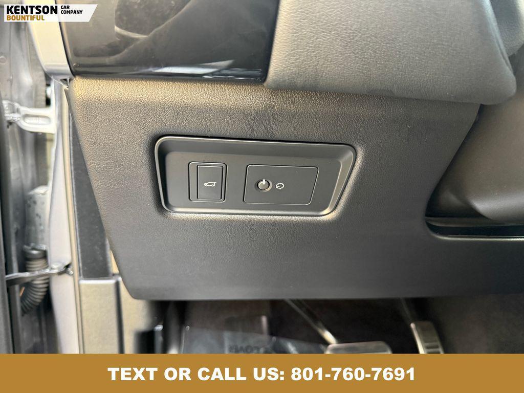 used 2021 Land Rover Range Rover Sport car, priced at $35,550