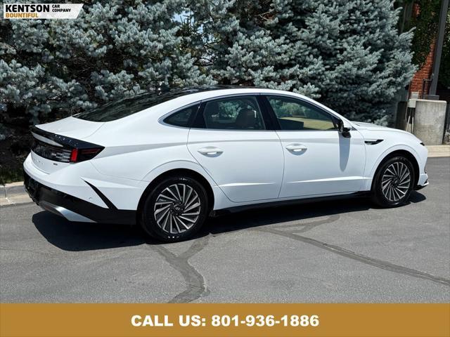 used 2024 Hyundai Sonata Hybrid car, priced at $31,250
