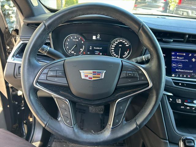 used 2024 Cadillac XT5 car, priced at $46,550