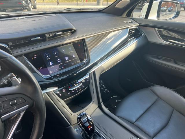 used 2023 Cadillac XT6 car, priced at $44,950