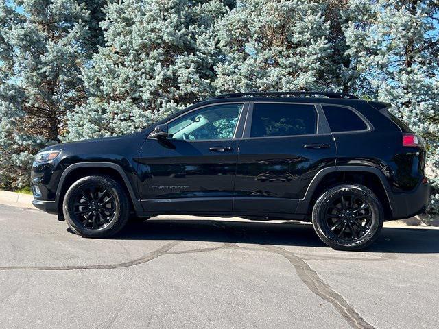 used 2023 Jeep Cherokee car, priced at $23,550