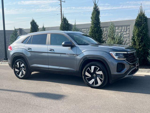 used 2024 Volkswagen Atlas Cross Sport car