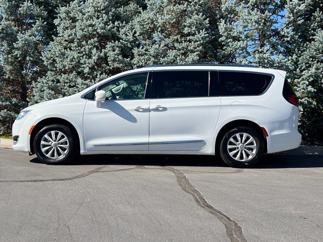 used 2019 Chrysler Pacifica car, priced at $14,550