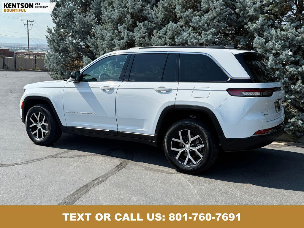 used 2024 Jeep Grand Cherokee car, priced at $29,750