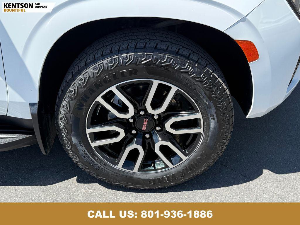 used 2023 GMC Yukon car, priced at $64,950