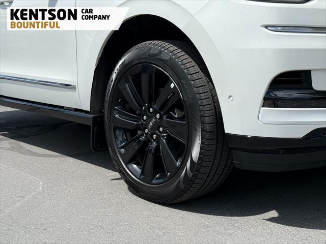 used 2024 Lincoln Navigator car, priced at $86,950