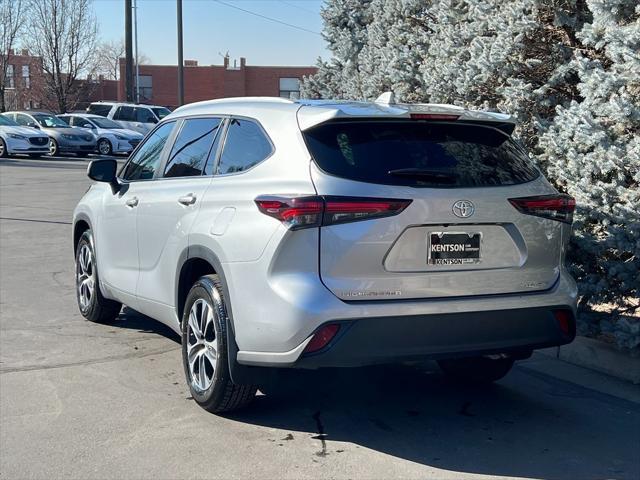 used 2024 Toyota Highlander car, priced at $41,550