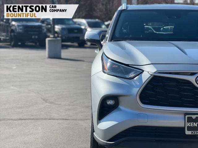 used 2024 Toyota Highlander car, priced at $40,250