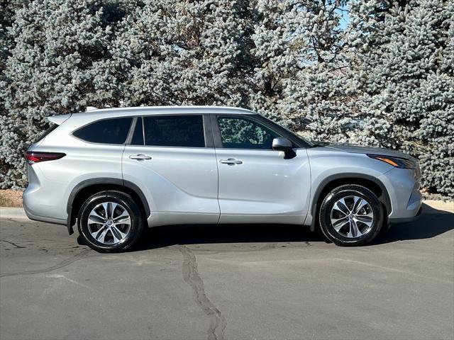 used 2024 Toyota Highlander car, priced at $41,550