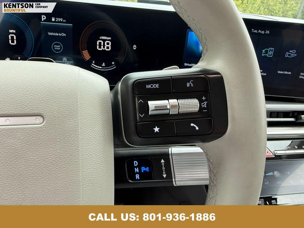 used 2025 Hyundai Santa Fe car, priced at $30,850