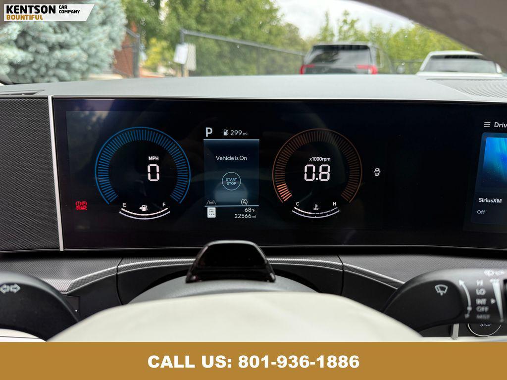 used 2025 Hyundai Santa Fe car, priced at $30,850