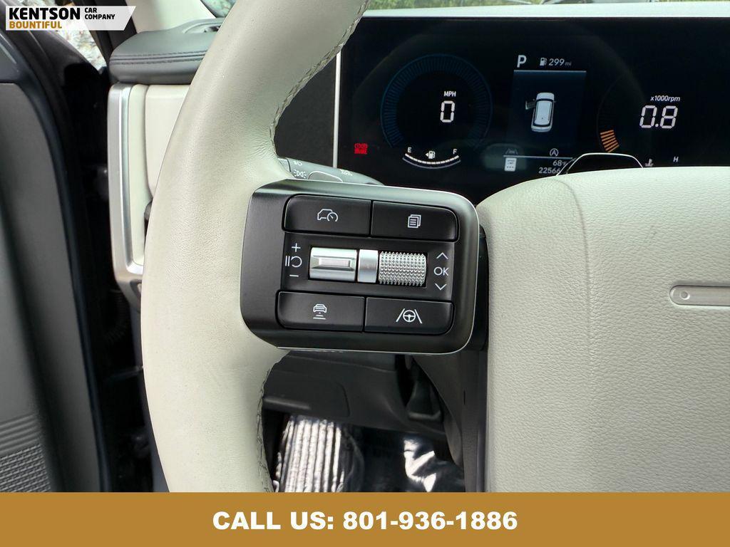 used 2025 Hyundai Santa Fe car, priced at $30,850