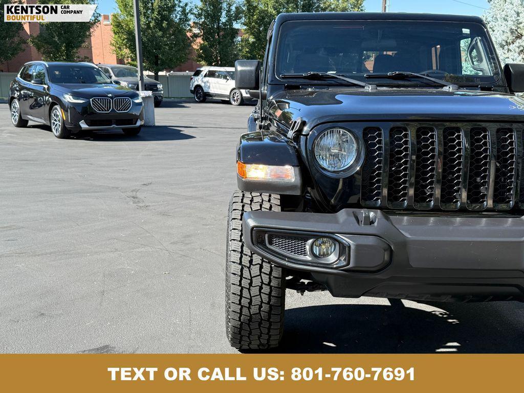 used 2022 Jeep Gladiator car, priced at $29,550