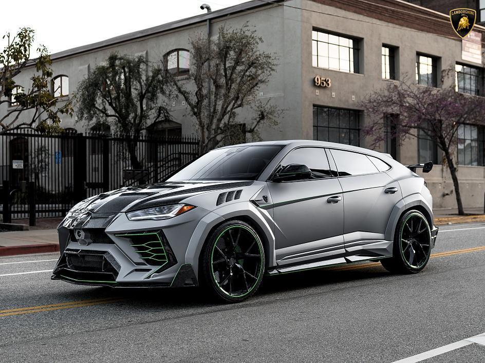 used 2022 Lamborghini Urus car, priced at $335,000