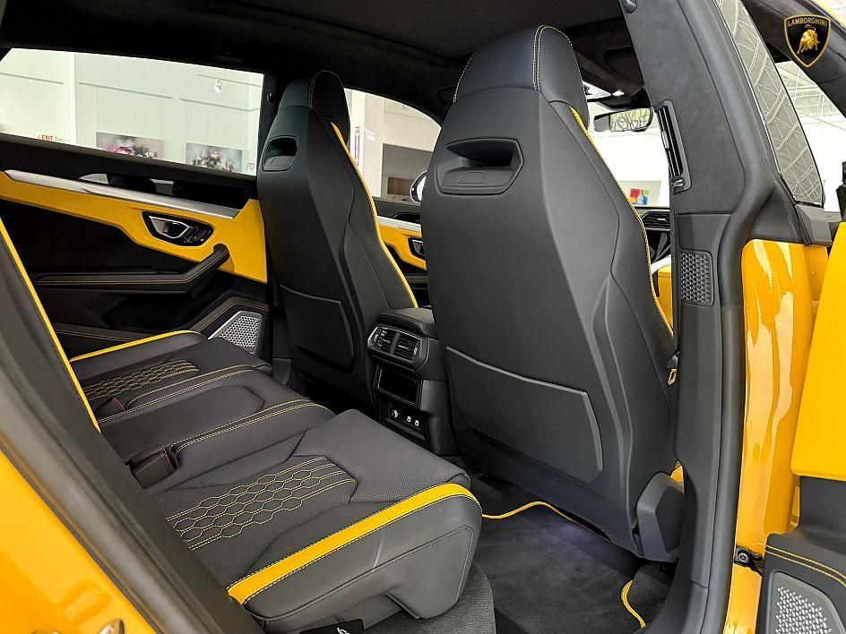 used 2024 Lamborghini Urus car, priced at $268,000