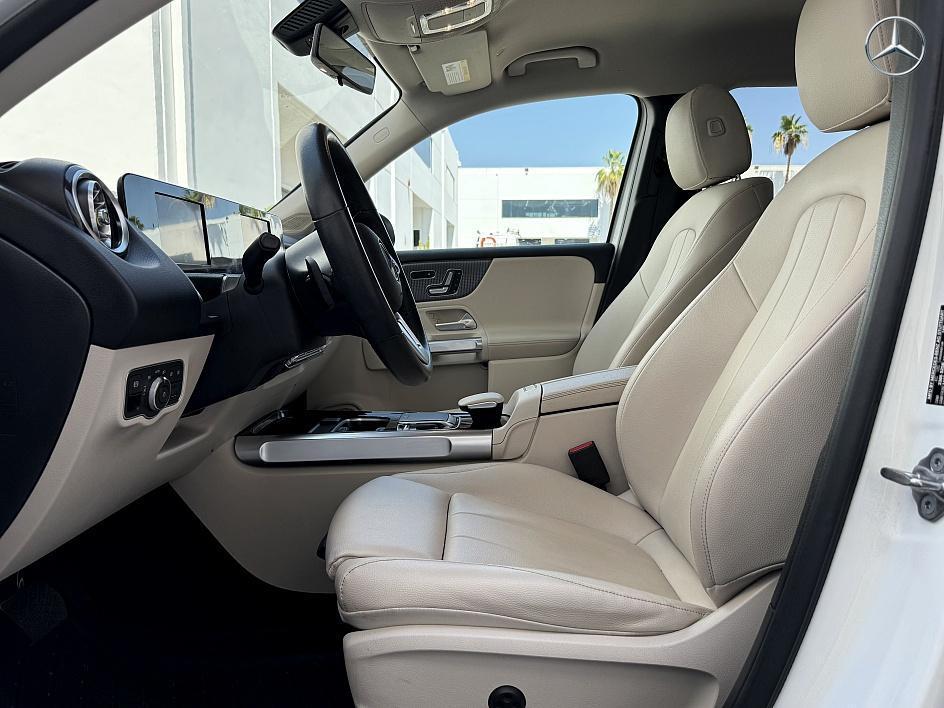 used 2020 Mercedes-Benz GLB 250 car, priced at $22,900