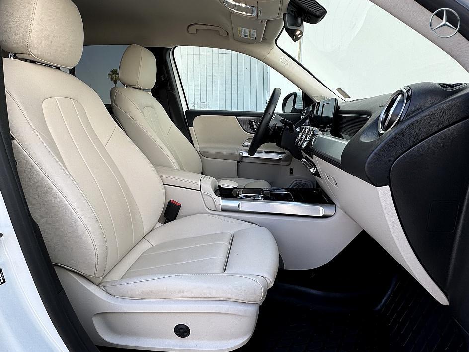 used 2020 Mercedes-Benz GLB 250 car, priced at $21,999