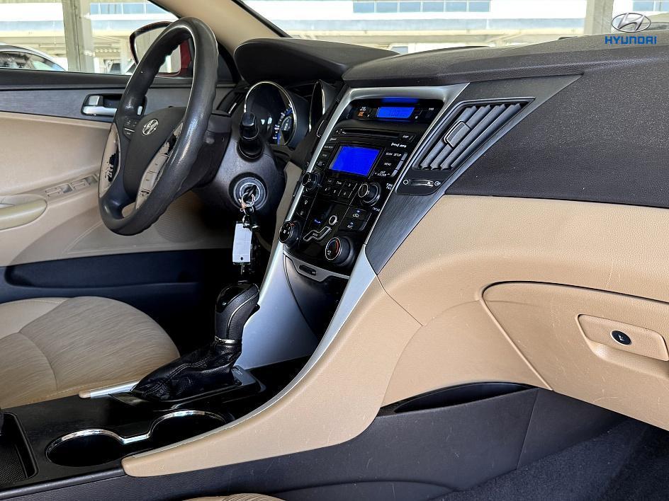 used 2013 Hyundai Sonata car, priced at $6,500