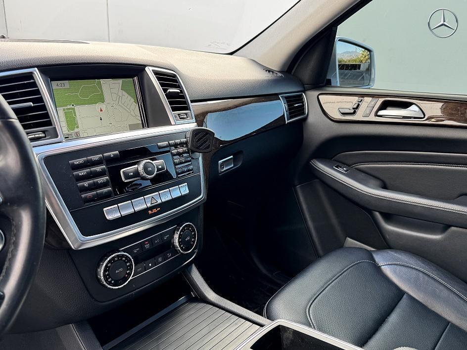 used 2015 Mercedes-Benz M-Class car, priced at $13,999