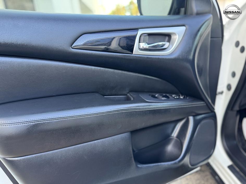 used 2018 Nissan Pathfinder car, priced at $9,900