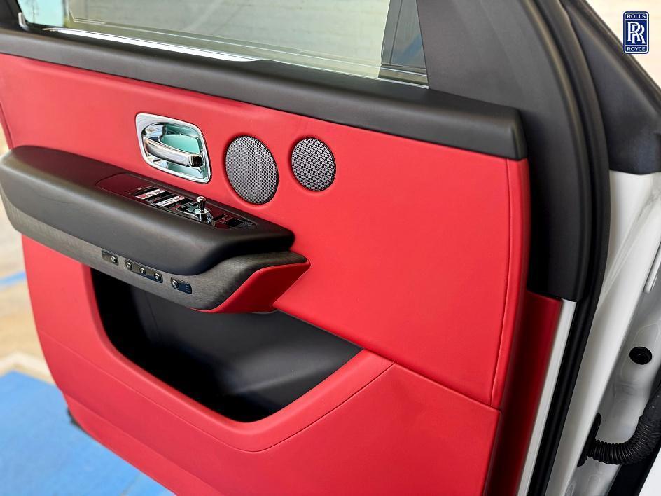 used 2021 Rolls-Royce Cullinan car, priced at $240,750