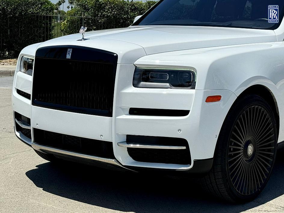 used 2021 Rolls-Royce Cullinan car, priced at $240,750