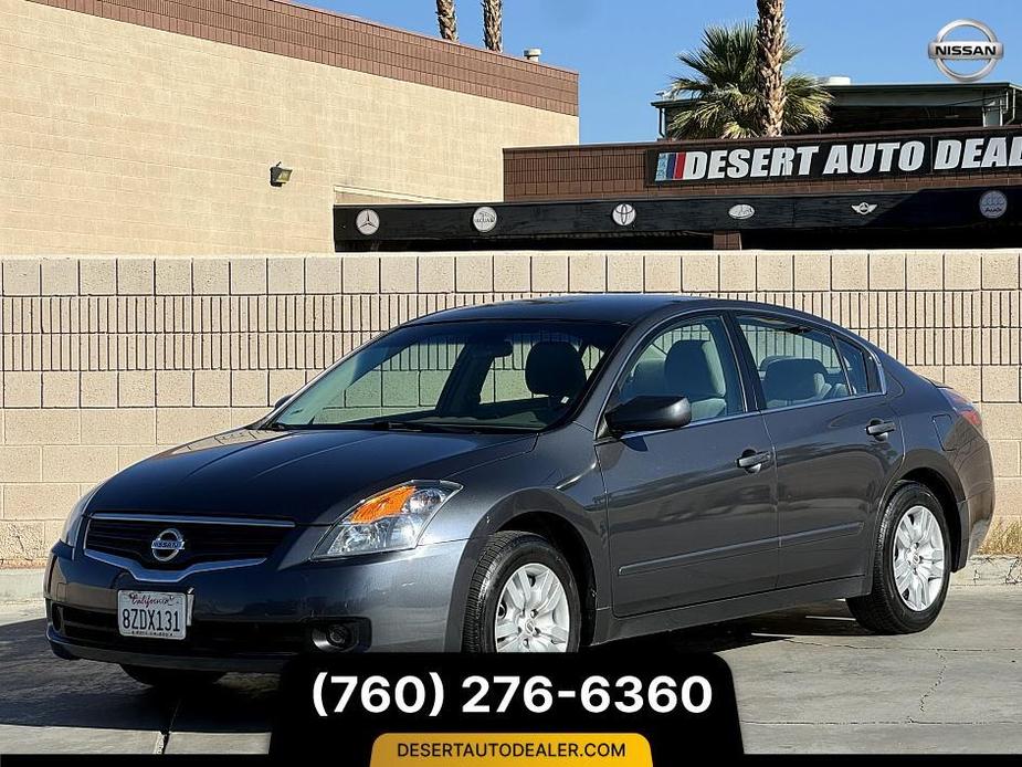 used 2009 Nissan Altima car, priced at $5,500