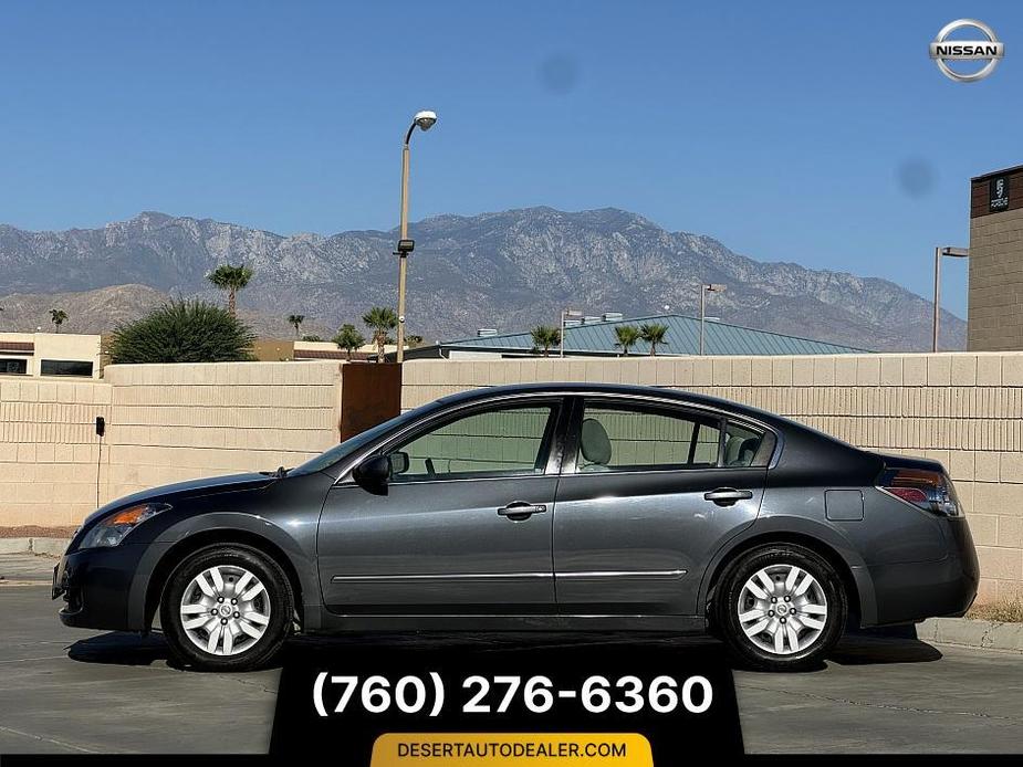 used 2009 Nissan Altima car, priced at $5,500