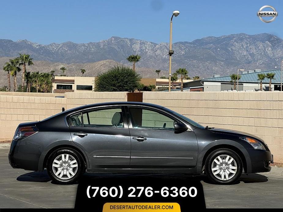 used 2009 Nissan Altima car, priced at $5,500