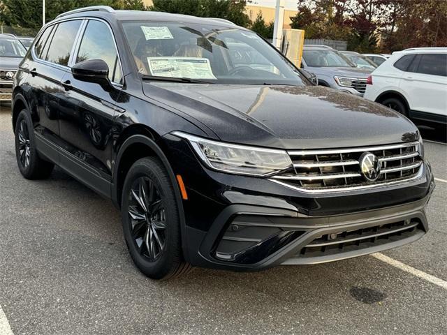 new 2024 Volkswagen Tiguan car, priced at $35,501