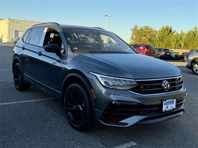 new 2024 Volkswagen Tiguan car, priced at $38,998