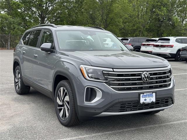new 2025 Volkswagen Atlas car, priced at $46,690