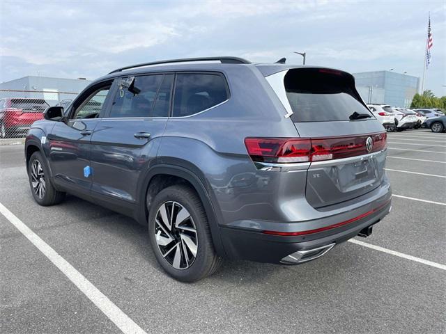 new 2024 Volkswagen Atlas car, priced at $46,736