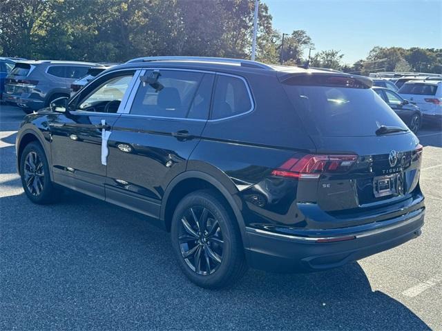 new 2024 Volkswagen Tiguan car, priced at $35,501