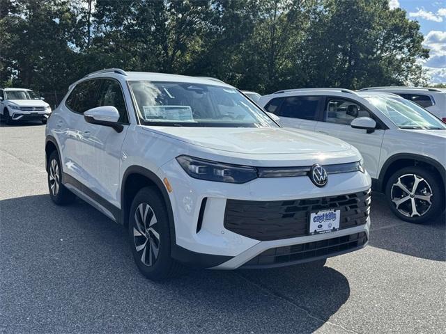 new 2025 Volkswagen Tiguan car, priced at $33,761