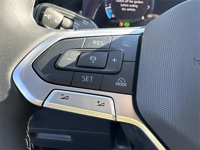 new 2025 Volkswagen Tiguan car, priced at $33,965