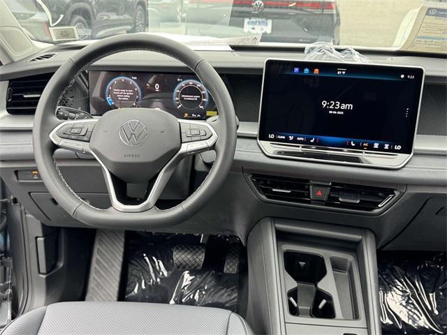new 2025 Volkswagen Tiguan car, priced at $37,416