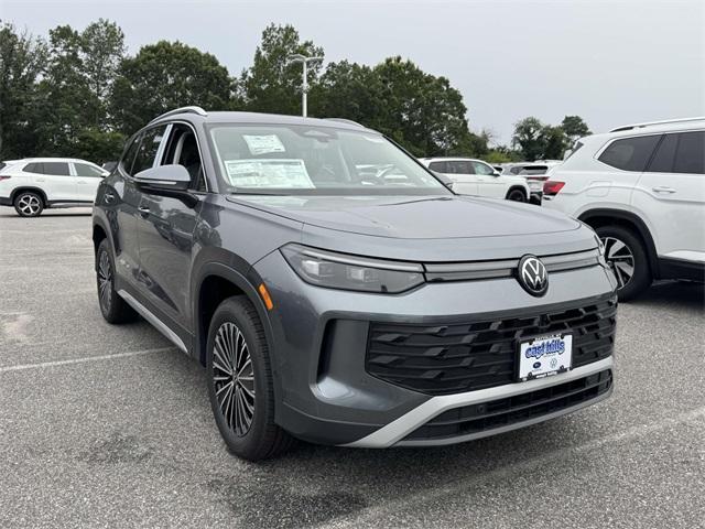 new 2025 Volkswagen Tiguan car, priced at $34,171