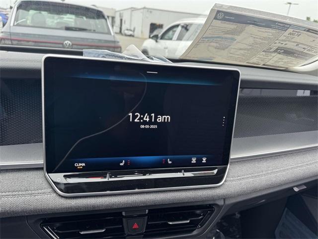 new 2025 Volkswagen Tiguan car, priced at $34,171