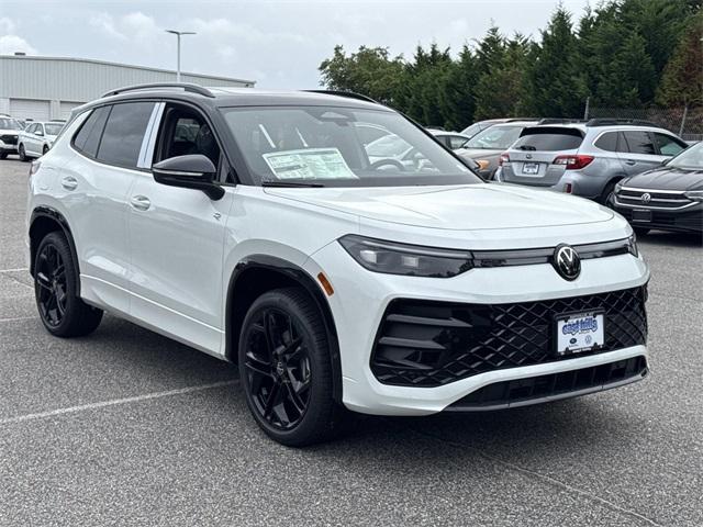 new 2025 Volkswagen Tiguan car, priced at $40,226