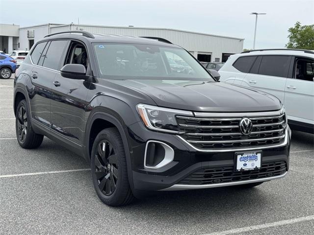 new 2025 Volkswagen Atlas car, priced at $46,922