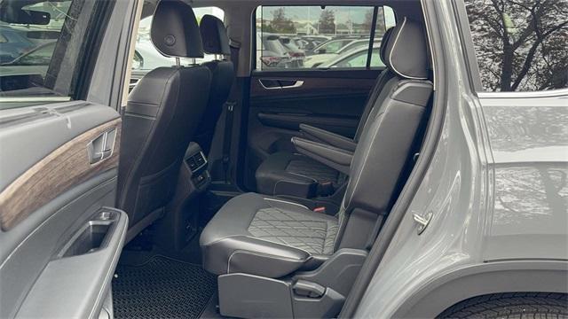 used 2025 Volkswagen Atlas car, priced at $44,891