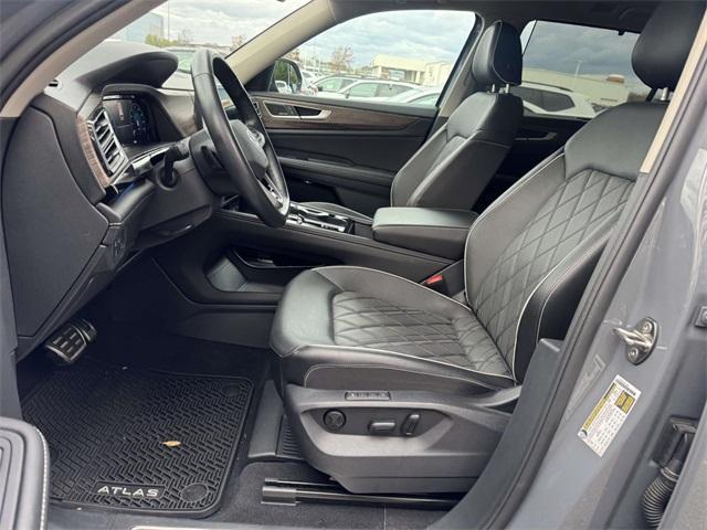 used 2025 Volkswagen Atlas car, priced at $44,891