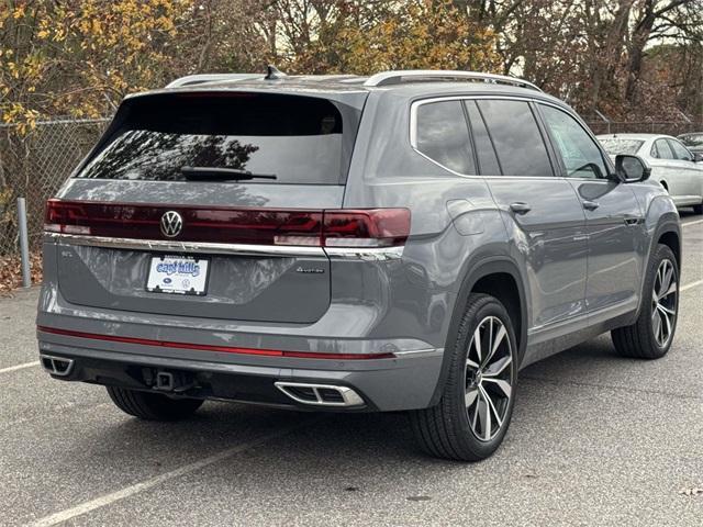 used 2025 Volkswagen Atlas car, priced at $44,891