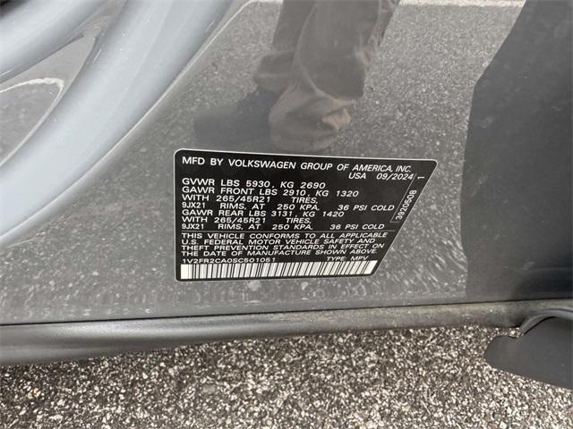 used 2025 Volkswagen Atlas car, priced at $44,891