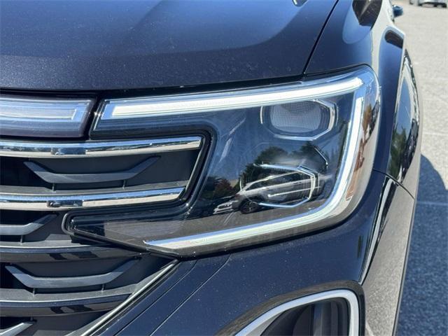 used 2024 Volkswagen Atlas car, priced at $38,128