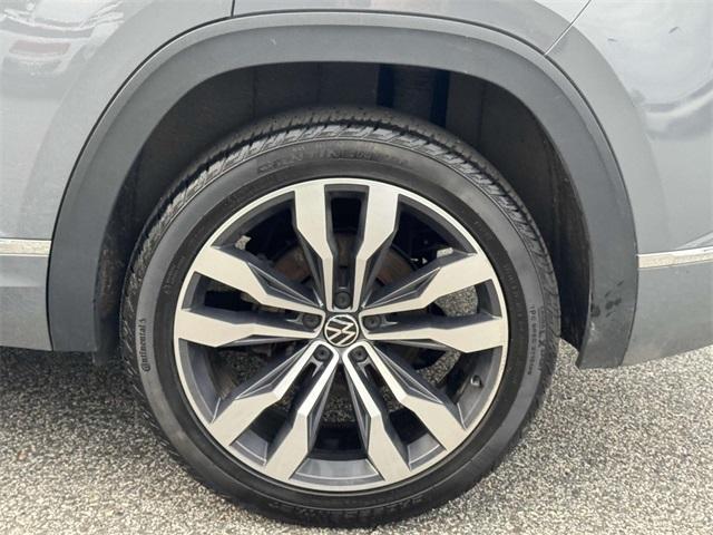 used 2021 Volkswagen Atlas Cross Sport car, priced at $27,555