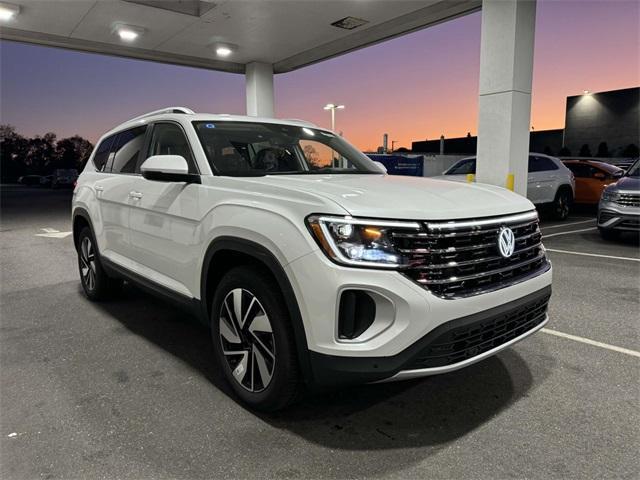 new 2025 Volkswagen Atlas car, priced at $52,224