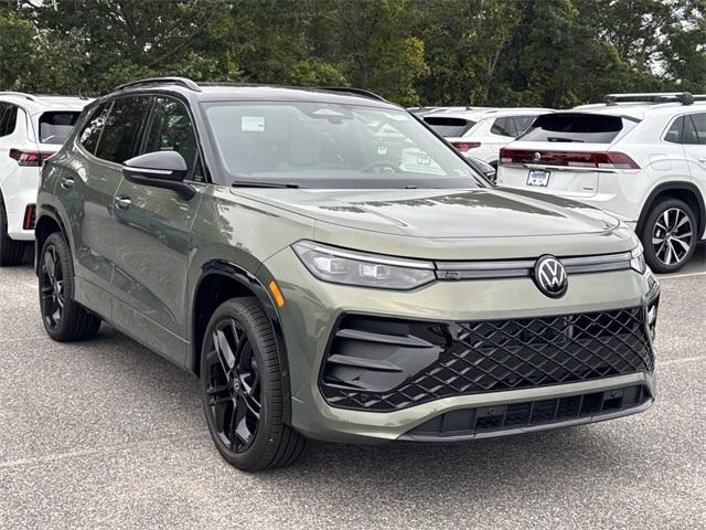 new 2025 Volkswagen Tiguan car